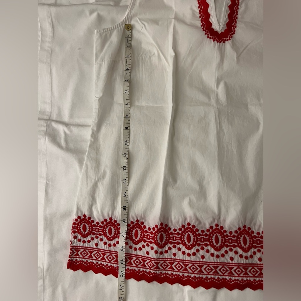Talbots women’s blouse with embroidery. - Picture 8 of 8